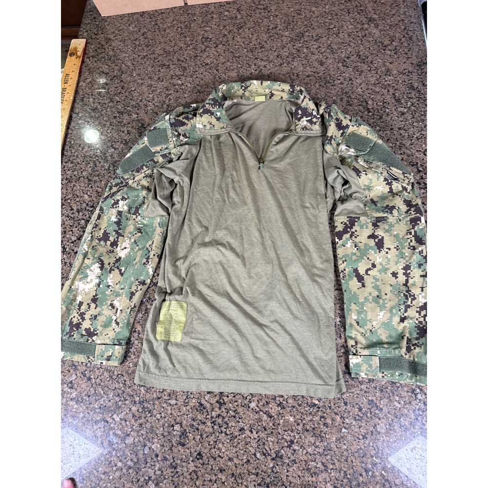 Emersongear Combat Tactical Shirt AOR2 Digital Camo Mens Medium Regular OD Green